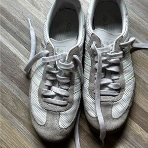 Adidas mint and Gray samba gum sole size 7.5